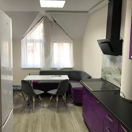Міни-Хостел Родинного Типу Dubai Užhorod Exteriér fotografie