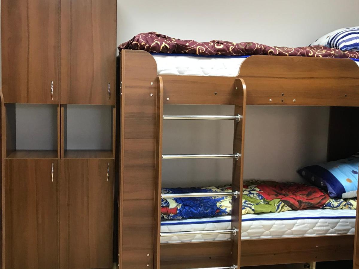 Міни-Хостел Родинного Типу Dubai Užhorod Exteriér fotografie